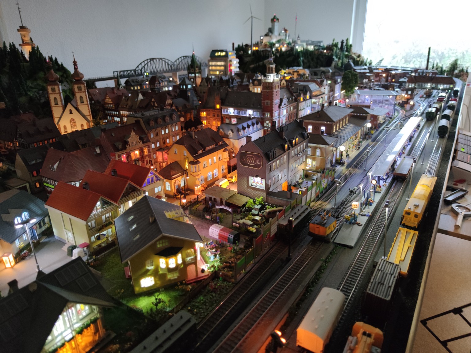 Modellbahnwelt rund um Lima