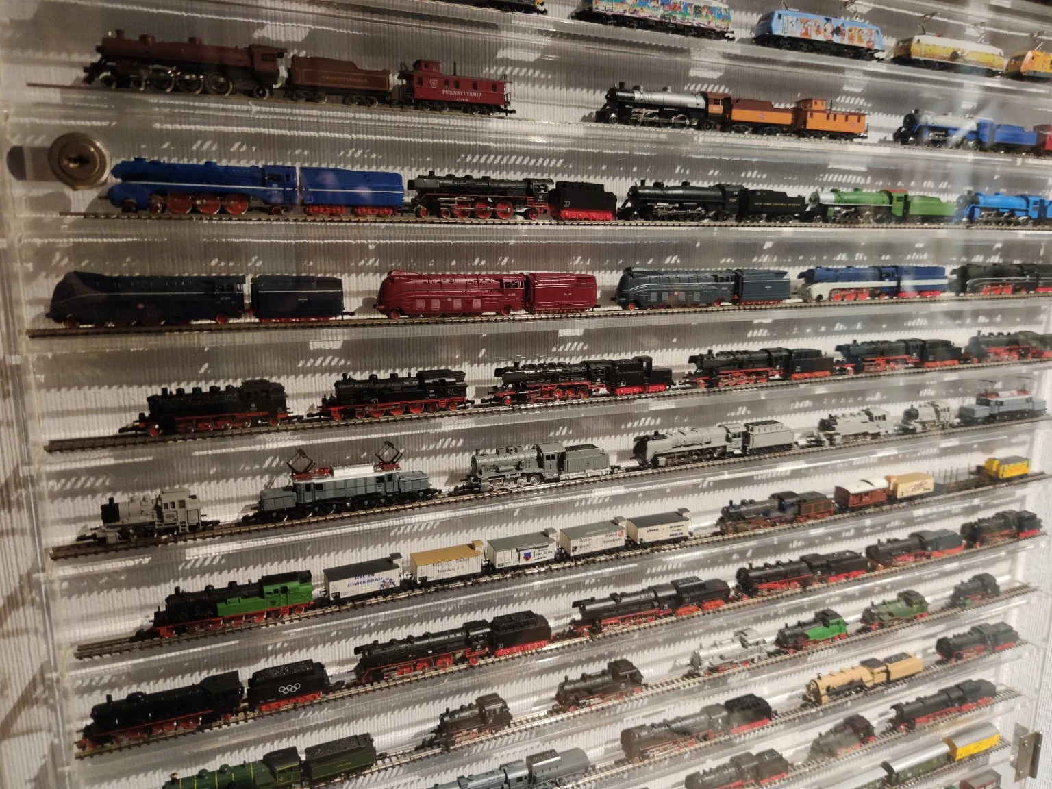 Umfangreiche Sammlung von Modelleisenbahn-Lokomotiven
